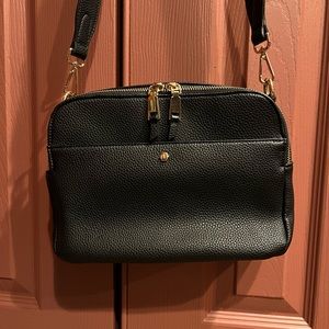 Park and Faith Everyday Crossbody